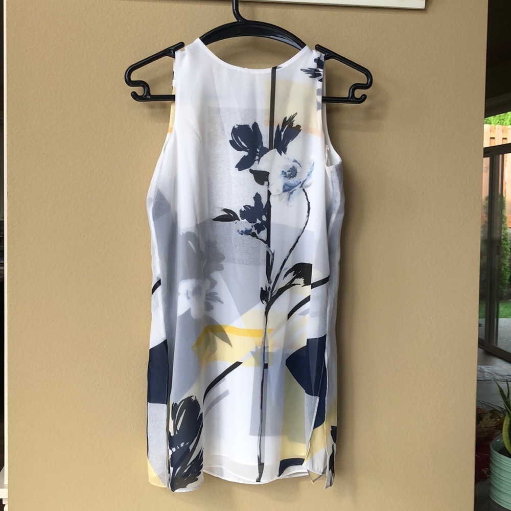 NWT - White House Black Market tunic